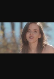 Leah Judge - "Don't Give Me Your Heart" (2022)