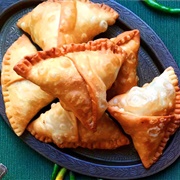 Vegetarian Samosas With Potatoes and Peas