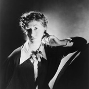 Marianne Moore