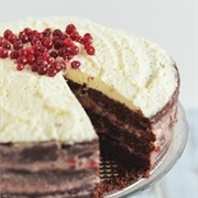 Chocolate Cake Lingonberry Cream