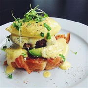 Avocado Toast Eggs Benedict With Bacon