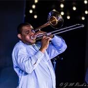 Glen David Andrews