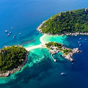 Hills of Koh Nang Yuan, Thailand