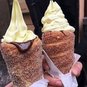 Trdelník With Ice Cream