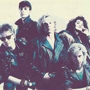 Aishah & the Fan Club