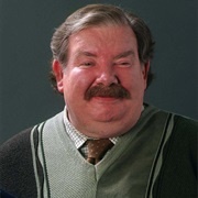 Vernon Dursley (Harry Potter and the Sorcerer's Stone, 2001)