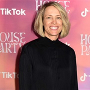 Vanessa Pappas (Pansexual, Non-Binary Woman, They/She)