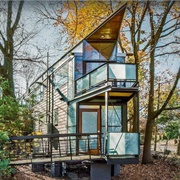 Atlanta Glass Treehouse