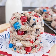 Fireworks Cookies and Cream Cookies
