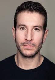 Alex Michaelides (Michaelides)