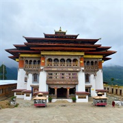 Gangteng Gompa