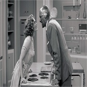 Wandavision: "Filmed Before a Live Audience" (S1,E1)