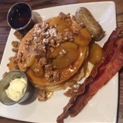 Cinnamon Apple Granola Pancakes