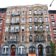 Physical Graffiti Building
