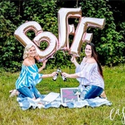 Have a Photo Shoot With Your BFF