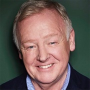 Les Dennis