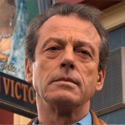 Leslie Grantham
