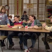 S1.E10: Santa's Little Helper