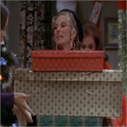 The Mary Tyler Moore Show: "Christmas and the Hard Luck Kid II" (S1,E14)