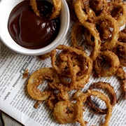 Onion Rings With BBQ Sauce