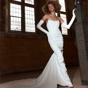 Long Gloves With Wedding Dress