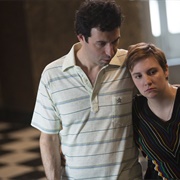 Girls: "Hello Kitty" (S5,E7)