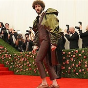 Dave: "Met Gala" (S3,E8)