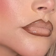 Overlined Lips