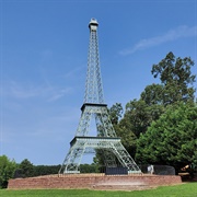 Eiffel Tower Park