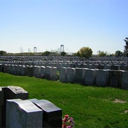 St. Raymond's Cemetery