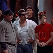 Newradio: "Halloween" (S3,E5)