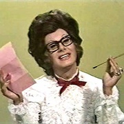 Marjorie Proops
