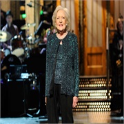 Saturday Night Live: "Betty White/Jay-Z" (S35,E21)