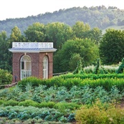 Monticello's Vegetable Garden and Fruitery