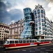 Tančící Dům - Dancing House of Prague