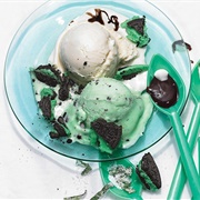 Mint Cookies and Cream Sundae (Mint Madness)