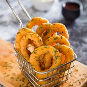 Onion Rings With Sour Cream