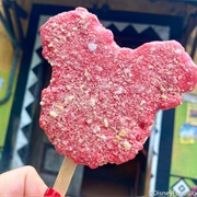 Strawberry Mickey Rice Crispy Treat
