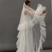 Ruffle Edge Veil