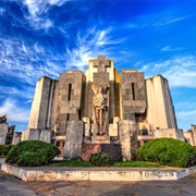 Azul Cemetery Entrance
