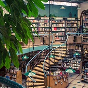 Cafebreria El Pendulo – Mexico City, Mexico