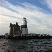 Execution Rocks Lighthouse