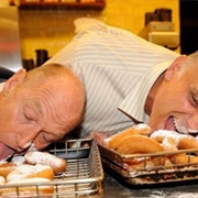 Psych: "Last Night Gus" (S6,E2)