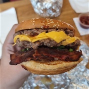Bacon Cheeseburger, Five Guys