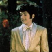 Elvis (Ben, Stepmom)