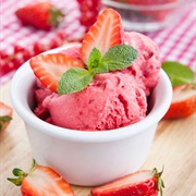Strawberry Frozen Yogurt