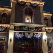 Walt's Lamp, Main Street Disneyland