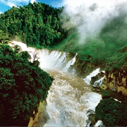 Wasi Falls, Papua New Guinea