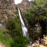 Cascada Apoquindo, Chile
