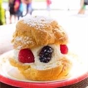 Berry Cream Puff